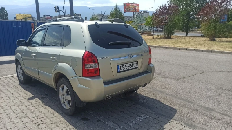 Hyundai Tucson, снимка 3 - Автомобили и джипове - 46994715