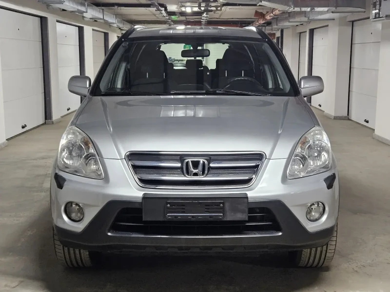 Honda Cr-v 2.0 i-Vtec 4x4 Facelift Automat 165200km, снимка 3 - Автомобили и джипове - 49205286