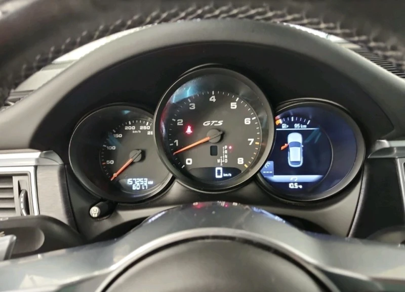 Porsche Macan 3.0L AWD GTS, снимка 9 - Автомобили и джипове - 52334283
