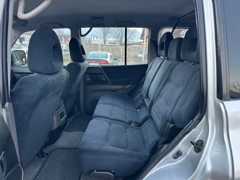 Mitsubishi Pajero 3.2DI-D 4x4 Италия, снимка 14 - Автомобили и джипове - 52804283