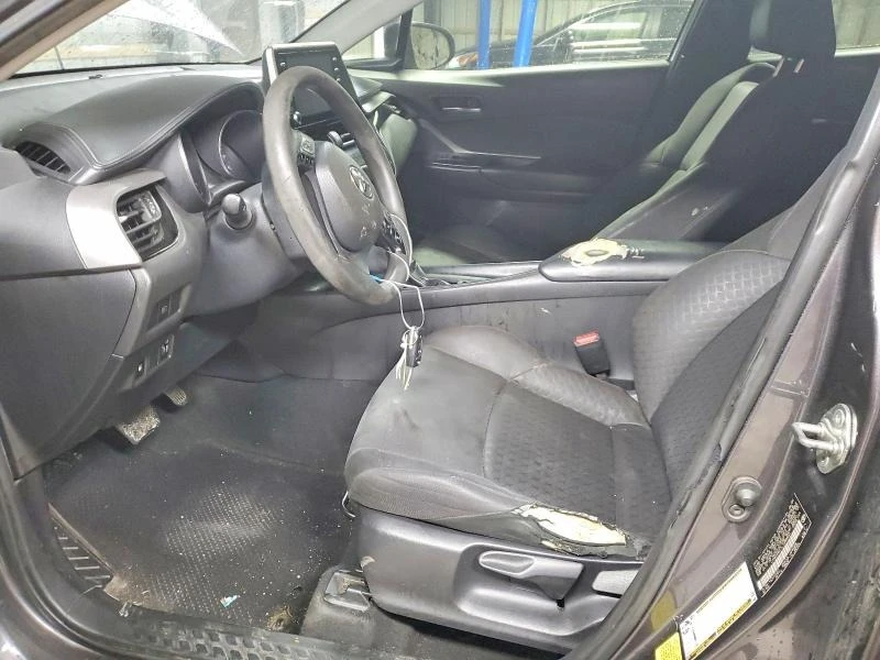 Toyota C-HR, снимка 7 - Автомобили и джипове - 54706110