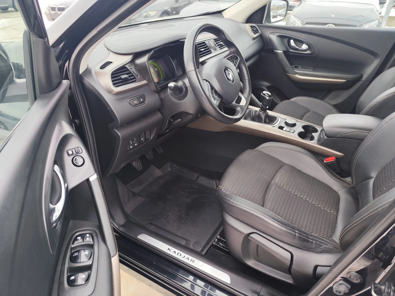 Renault Kadjar 1.2 ������ | Mobile.bg � ����������� 11