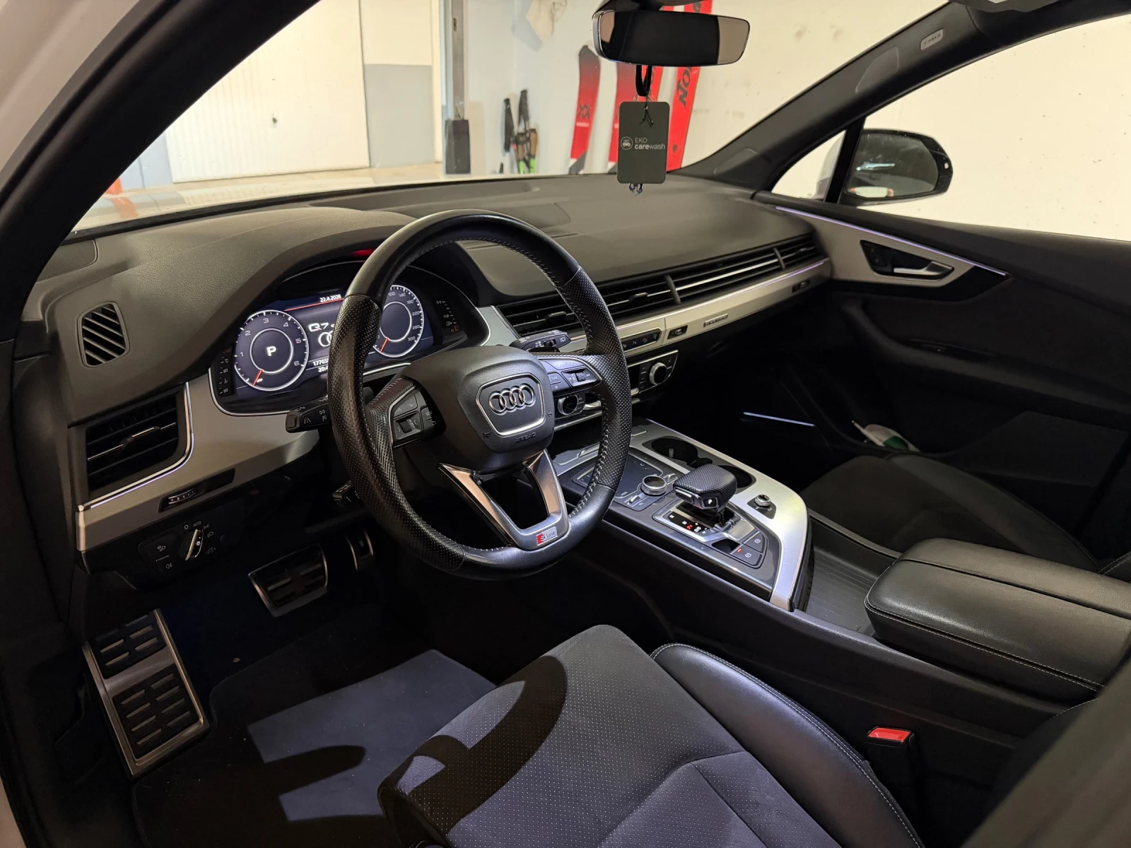 Audi Q7, снимка 5 - Автомобили и джипове - 54283471