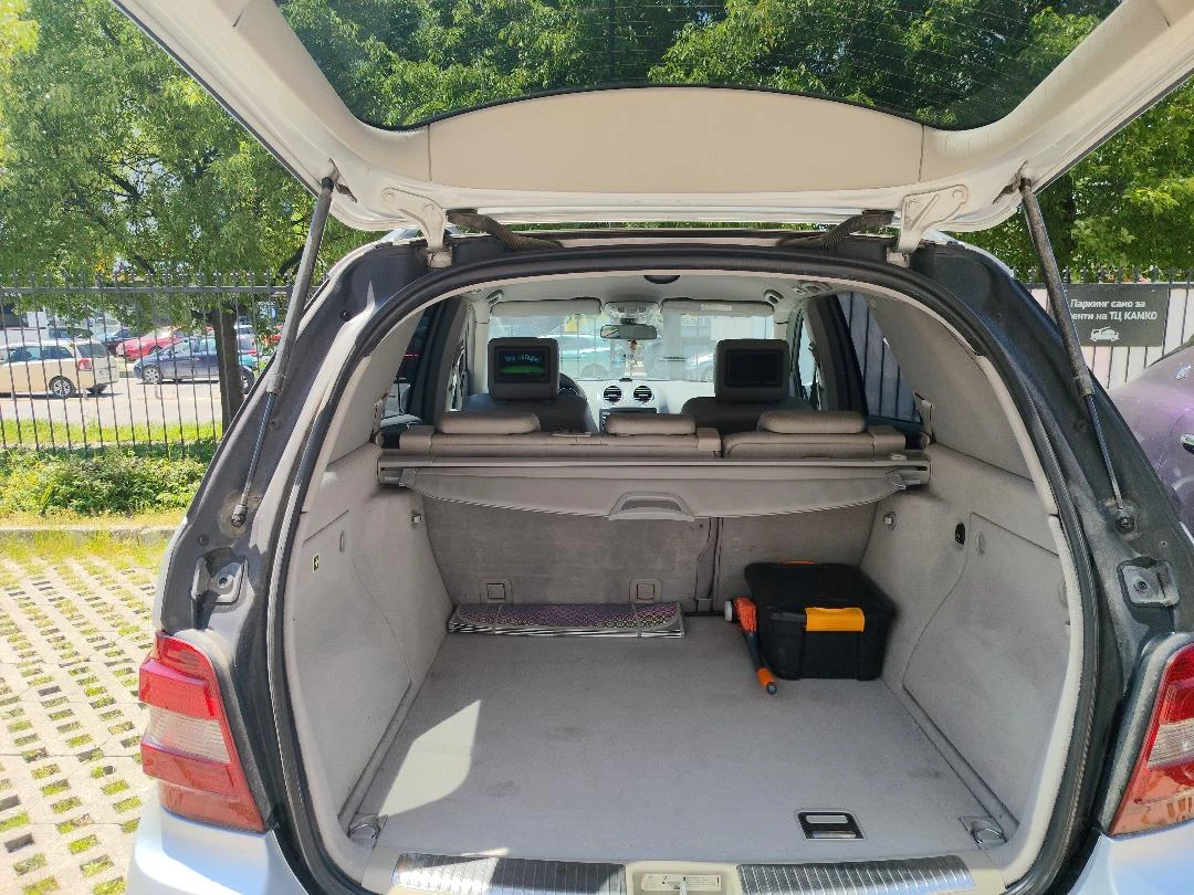 Mercedes-Benz ML 320, снимка 11 - Автомобили и джипове - 54602414