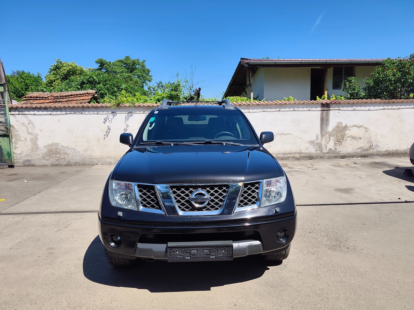 Nissan Navara 2.5TD HARDTOP, снимка 7 - Автомобили и джипове - 54698979