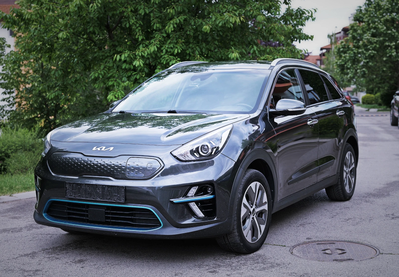 Kia Niro 64kWh DynamicLine Facelift, снимка 2 - Автомобили и джипове - 54739170