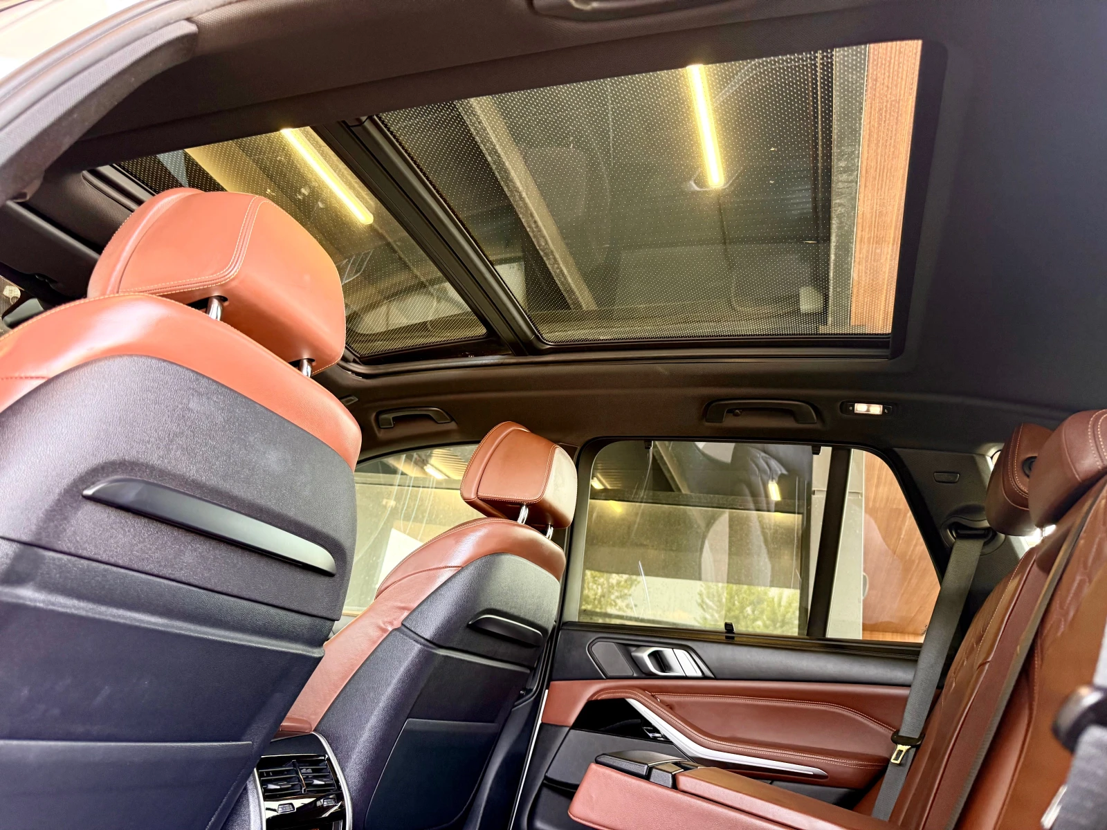 BMW X5 3.0D* M-PAKET SWAROVSKI FULL MAX, снимка 12 - Автомобили и джипове - 54823494