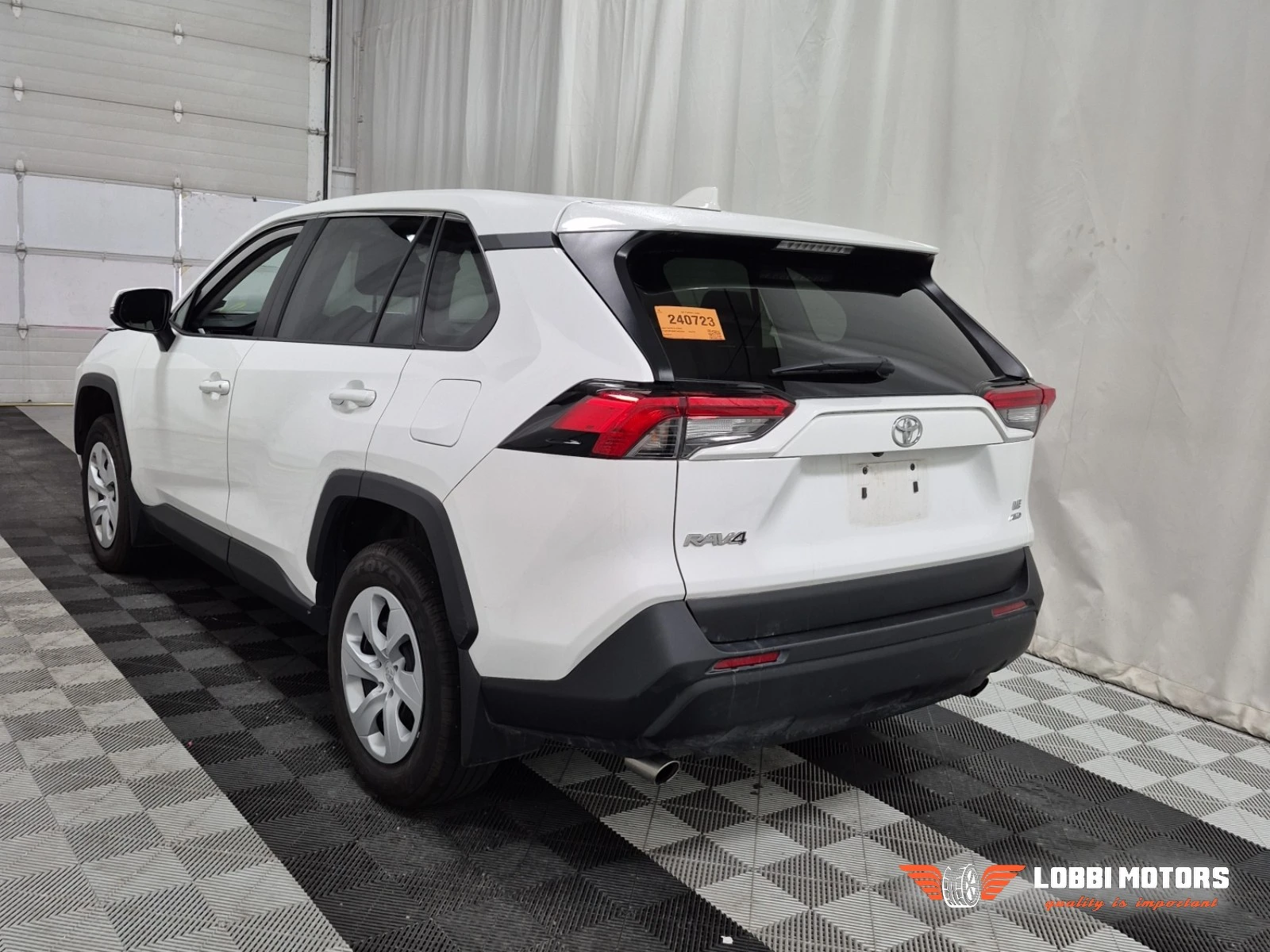 Toyota Rav4, снимка 4 - Автомобили и джипове - 56295740