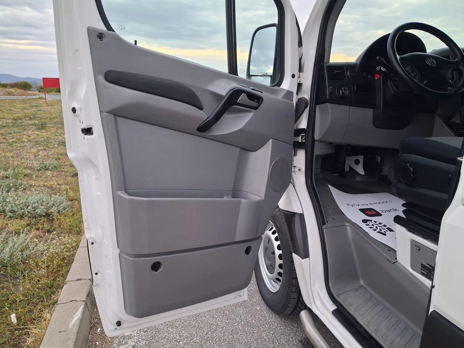 VW Crafter 2.0 XXL  136    | Mobile.bg   12