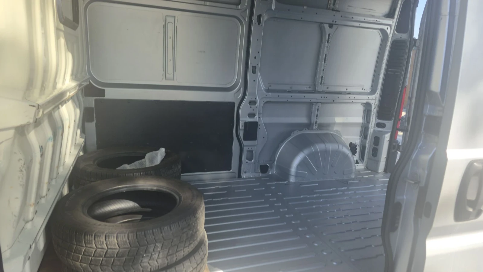 Fiat Ducato 2.3 JTD, снимка 4 - Бусове и автобуси - 56010791