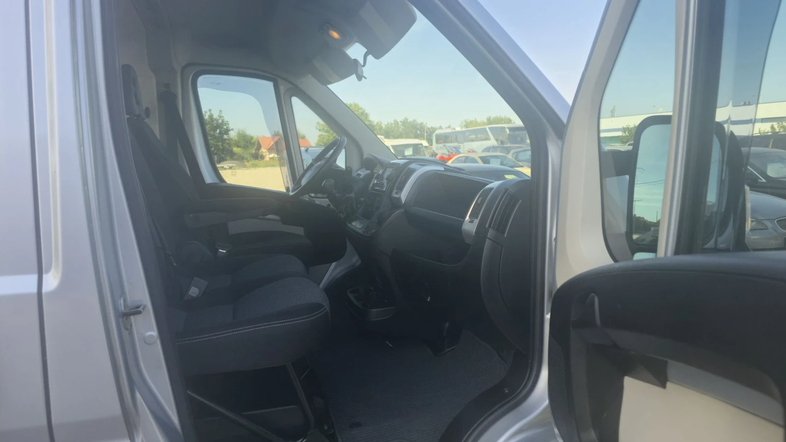 Fiat Ducato 2.3 JTD, снимка 8 - Бусове и автобуси - 56010791
