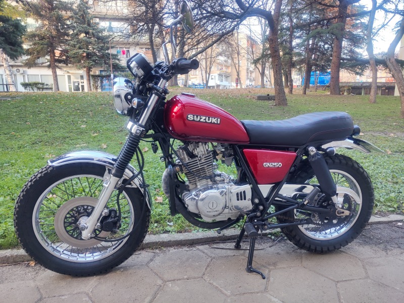 Suzuki GN 250, снимка 1 - Мотоциклети и мототехника - 43563602