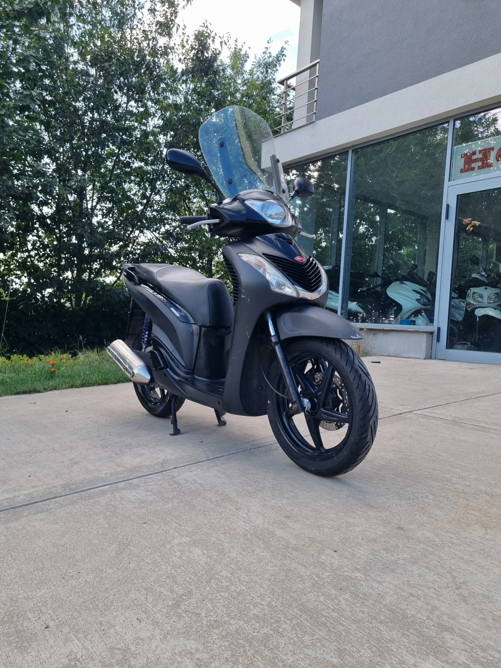 Honda Sh SPORT 125i 10 - изображение 2