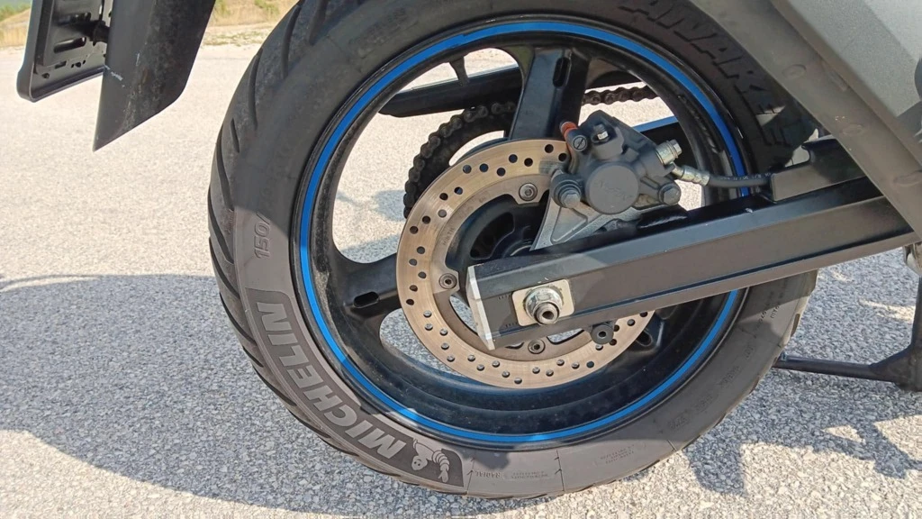 Suzuki V-strom  - изображение 9