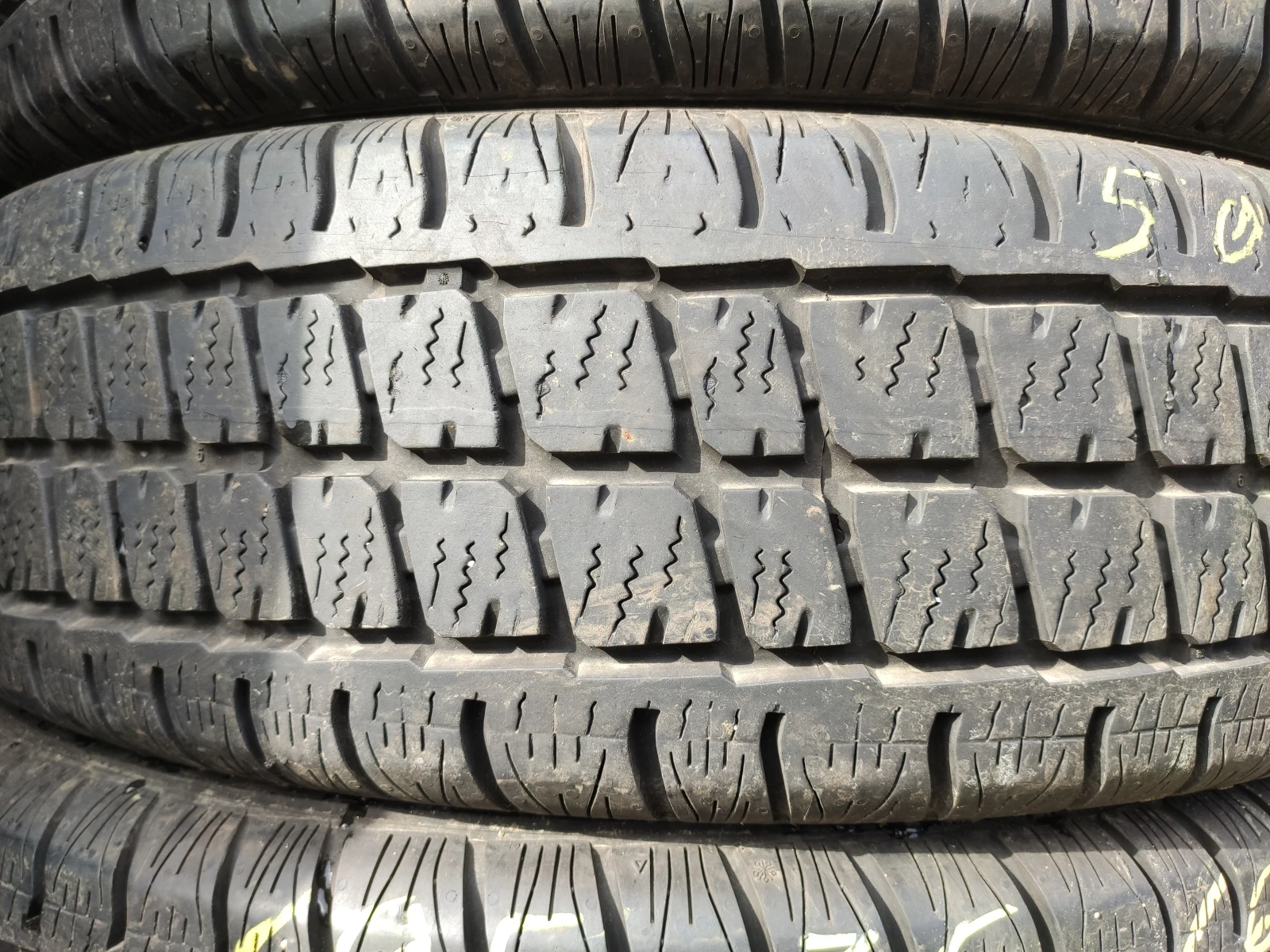Гуми Всесезонни 195/75R16, снимка 4 - Гуми и джанти - 54734729
