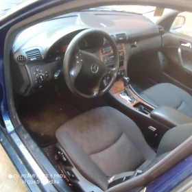 Mercedes-Benz C 200, снимка 4