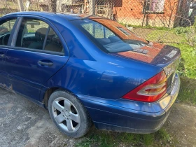 Mercedes-Benz C 200, снимка 13
