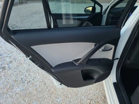 Toyota Avensis 1.8 Vvti Edition-S Евро 6 KeyLess Go Нави Камера, снимка 9