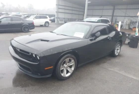 Dodge Challenger SXT, снимка 1