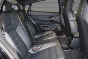 Обява за продажба на Porsche Taycan 4 = Air Suspension = Panorama Гаранция ~ 244 308 лв. - изображение 10