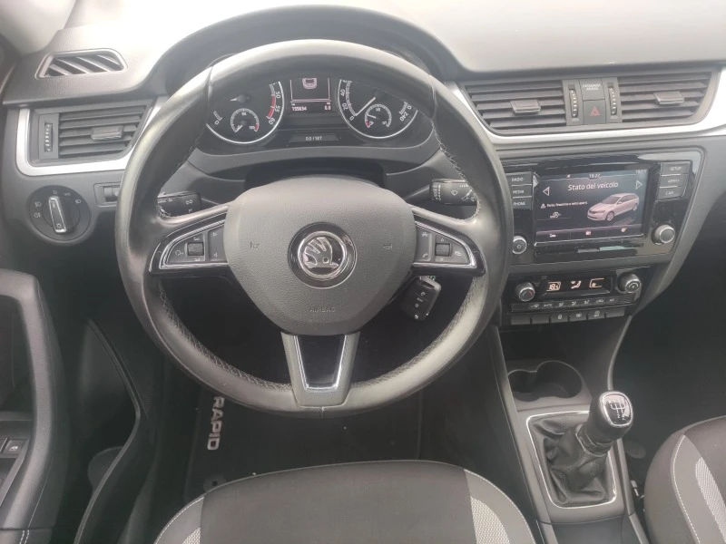 Skoda Rapid 1.4TDI 90k.c Euro6B, снимка 17 - Автомобили и джипове - 49466180