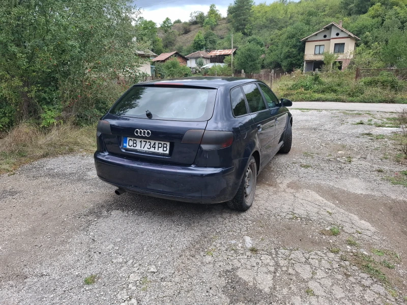 Audi A3 8PA Sportback, снимка 7 - Автомобили и джипове - 47246009