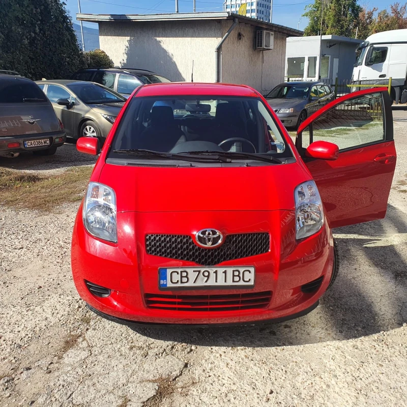 Toyota Yaris 1.3, снимка 1 - Автомобили и джипове - 47623808