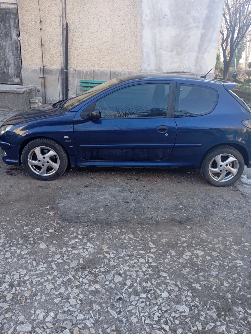 Peugeot 206, снимка 5 - Автомобили и джипове - 48537410