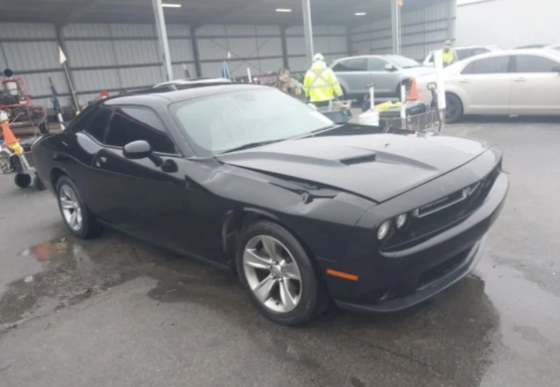 Dodge Challenger SXT, снимка 2 - Автомобили и джипове - 49272695