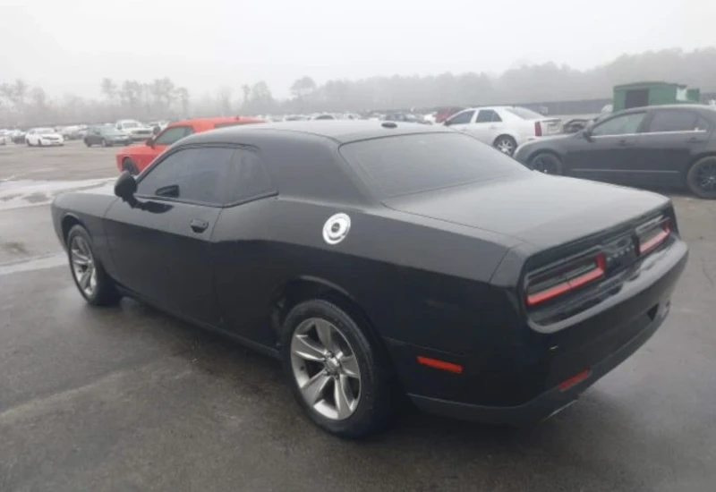 Dodge Challenger SXT, снимка 4 - Автомобили и джипове - 49272695