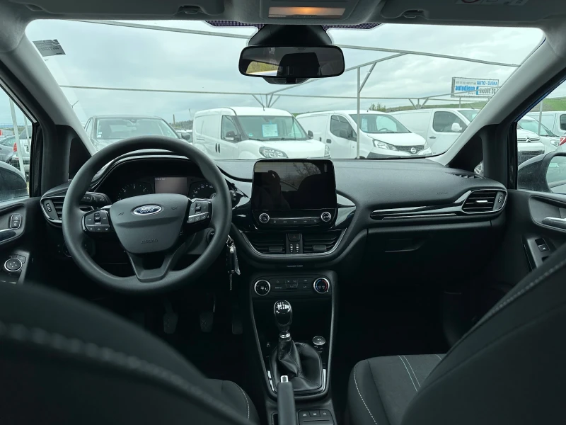 Ford Fiesta 1.5 Titanium, снимка 14 - Автомобили и джипове - 49891971