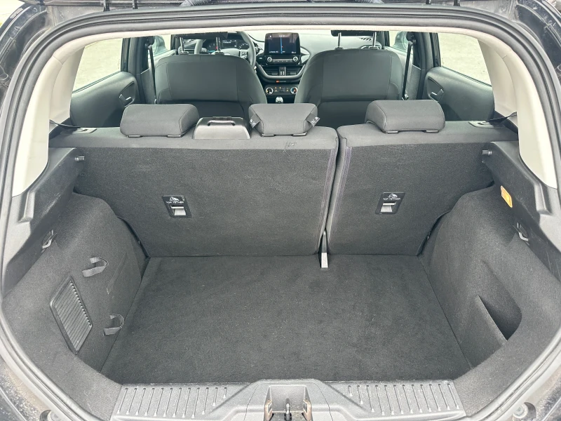 Ford Fiesta 1.5 Titanium, снимка 6 - Автомобили и джипове - 49891971