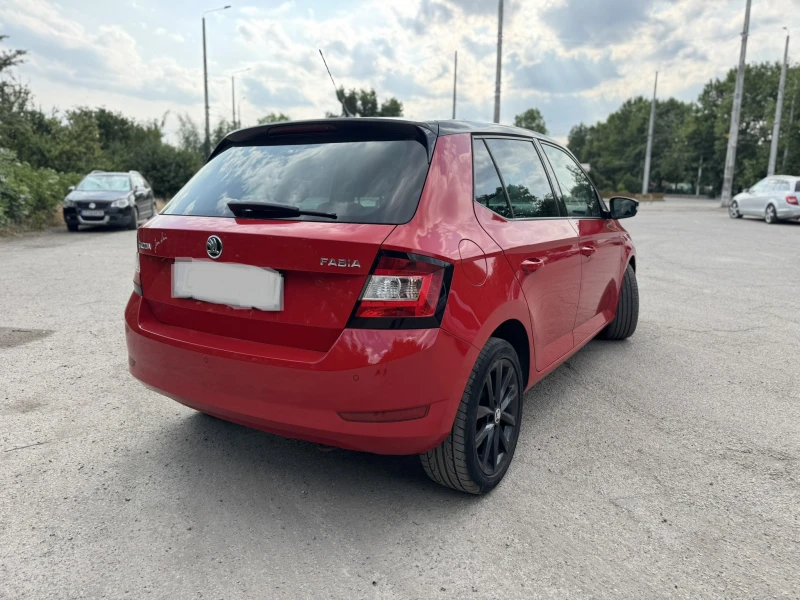 Skoda Fabia, снимка 8 - Автомобили и джипове - 51928657