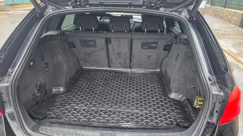 BMW 320 H&K audio /Head Up/DISTRONIK/KAMERA, снимка 7 - Автомобили и джипове - 52555407