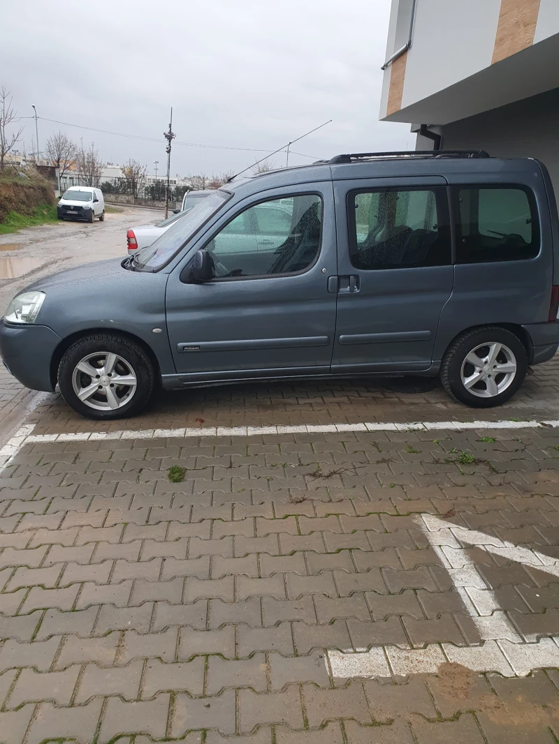 Citroen Berlingo Ел. Стъкла, Печка, Панорамен таван, Климатик , снимка 3 - Автомобили и джипове - 52557504
