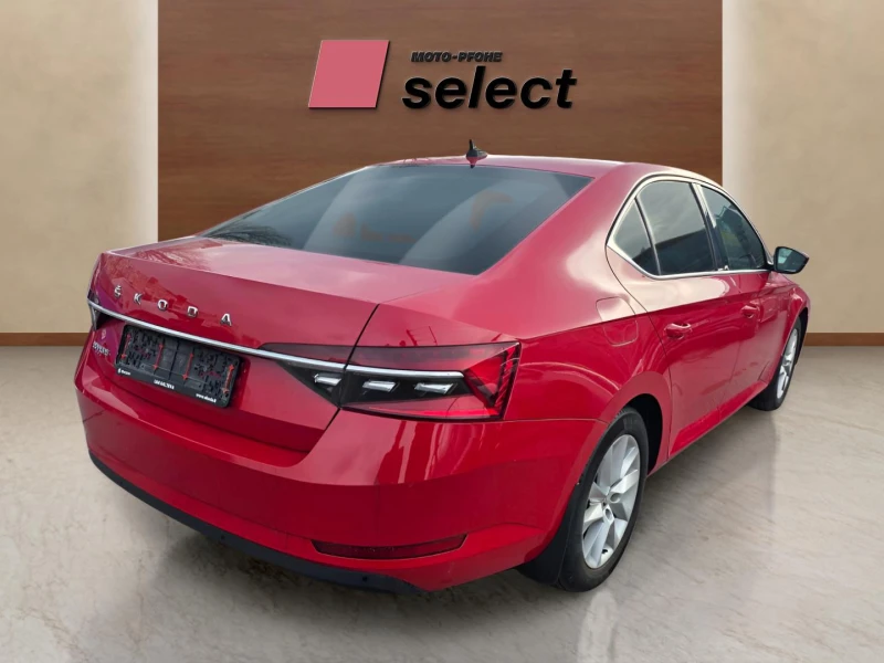 Skoda Superb 2.0 TDI, снимка 5 - Автомобили и джипове - 53429596