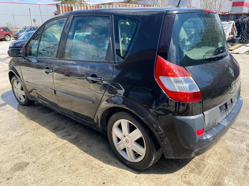 Renault Scenic 1.5 dci , снимка 3 - Автомобили и джипове - 44157077