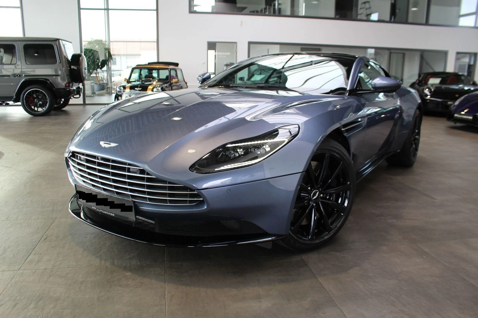 Aston Martin Други DB11 COUPE, снимка 1
