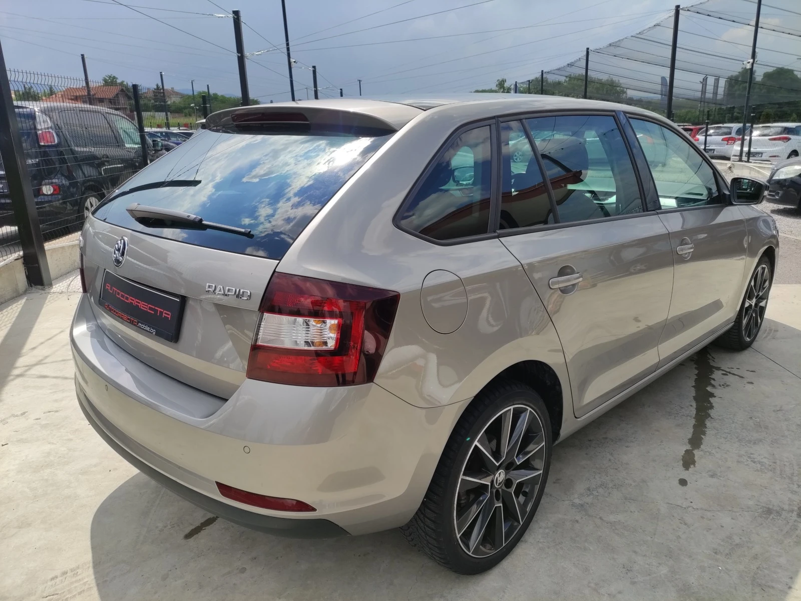 Skoda Rapid 1.4TDI 90k.c Euro6B - изображение 4