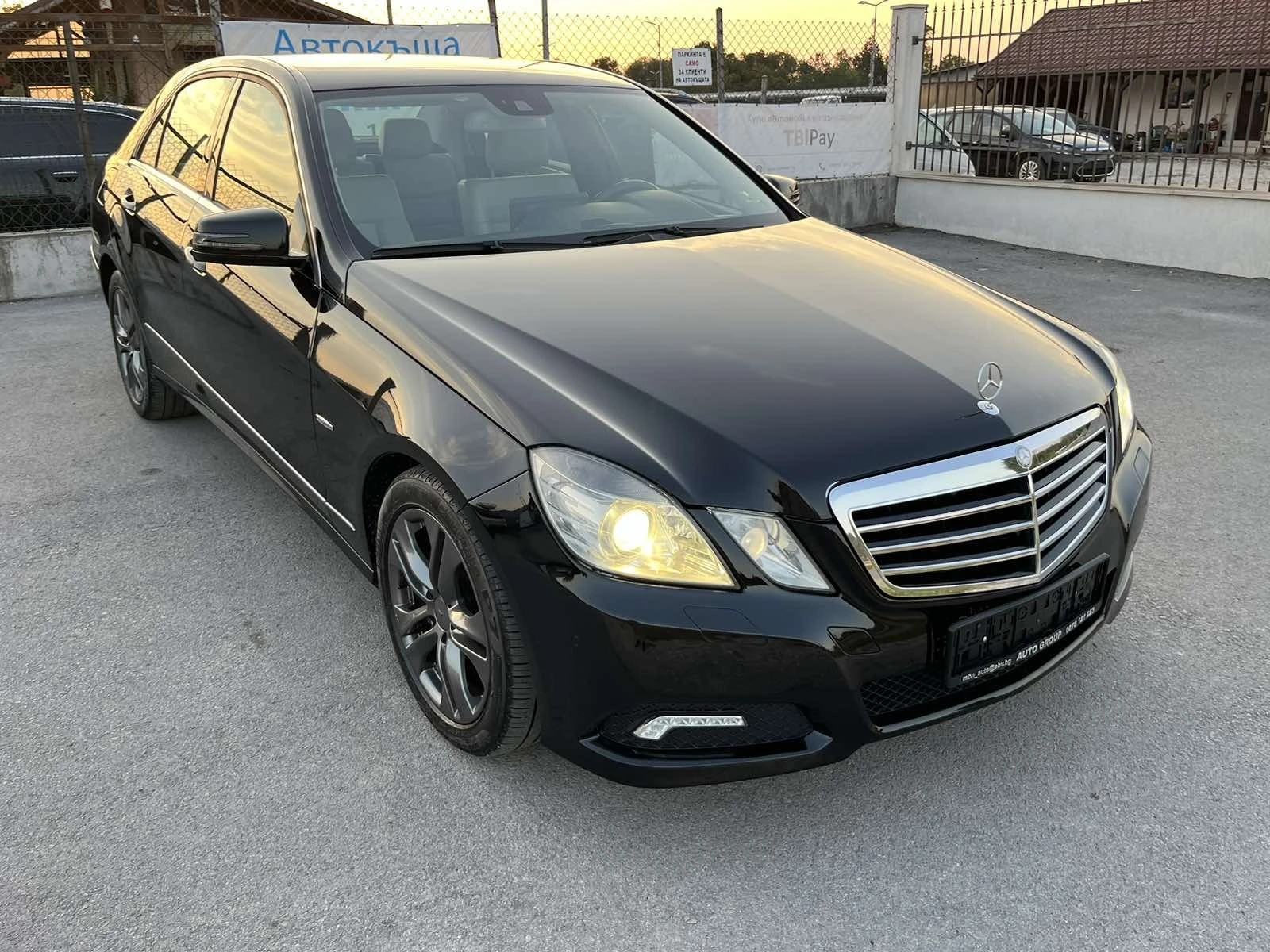 Mercedes-Benz E 250 2.2CDI 204кс EURO 5 AVANTGARDE  NAVI КОЖА ВНОС ИТ - изображение 3