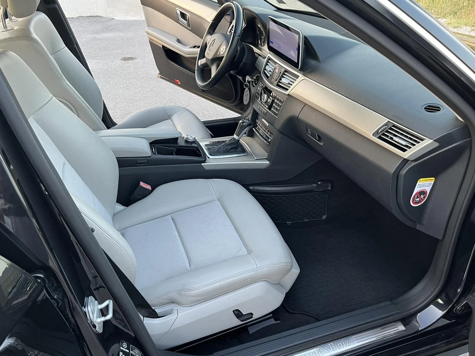 Mercedes-Benz E 250 2.2CDI 204 EURO 5 AVANTGARDE  NAVI    | Mobile.bg   11