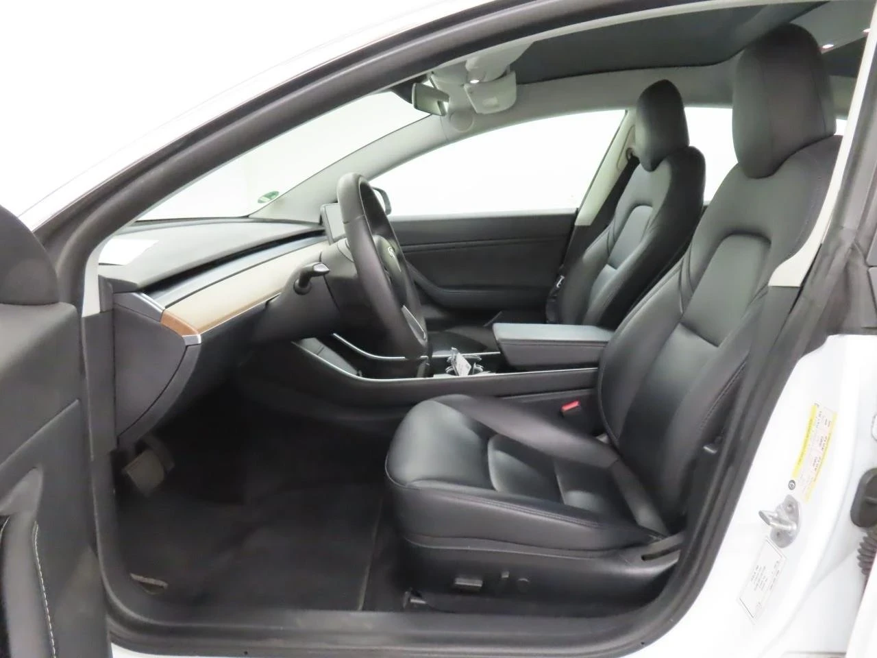 Tesla Model 3 4x4 * Long Range * Dual Motor * FSD 3 * ПЕРФЕКТНА - изображение 10