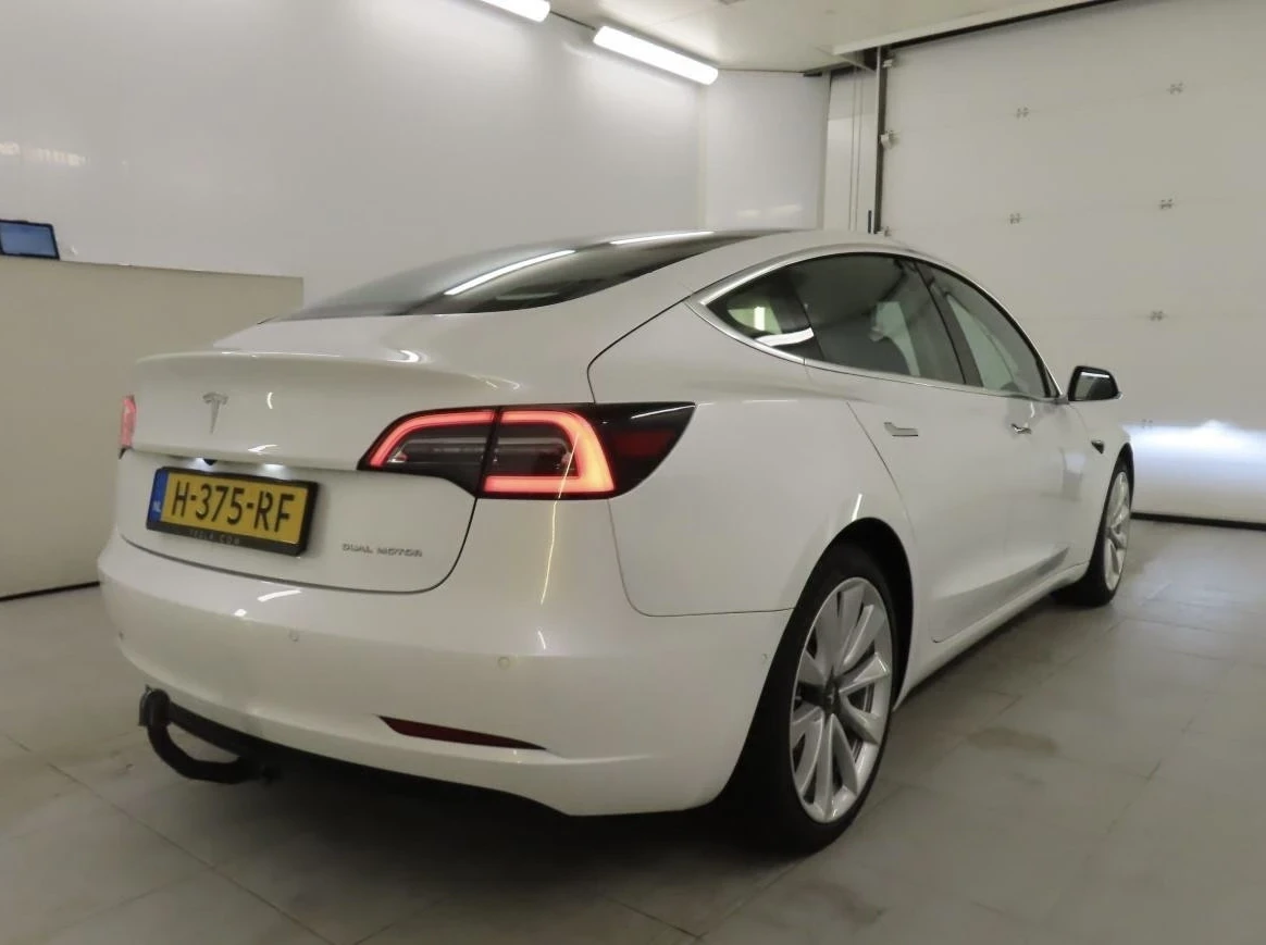 Tesla Model 3 4x4 * Long Range * Dual Motor * FSD 3 * ПЕРФЕКТНА - изображение 2