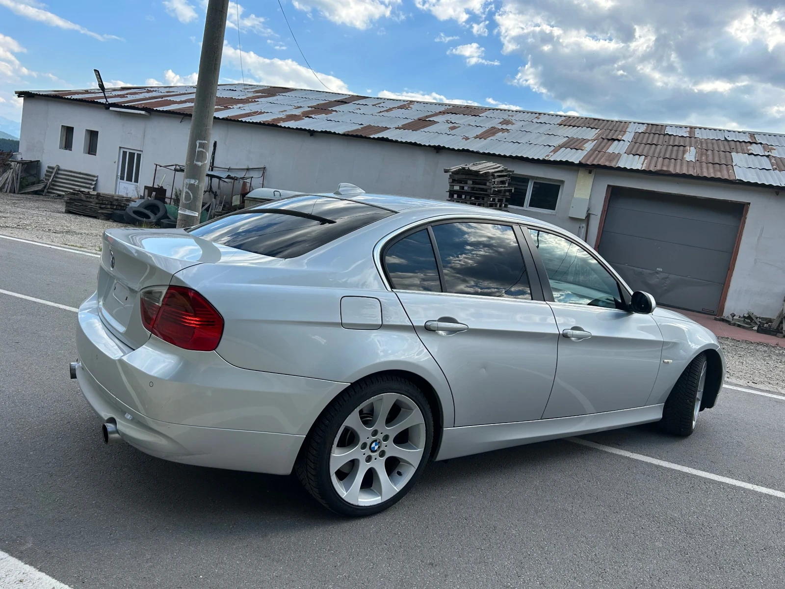 BMW 335 Нов Внос - изображение 3