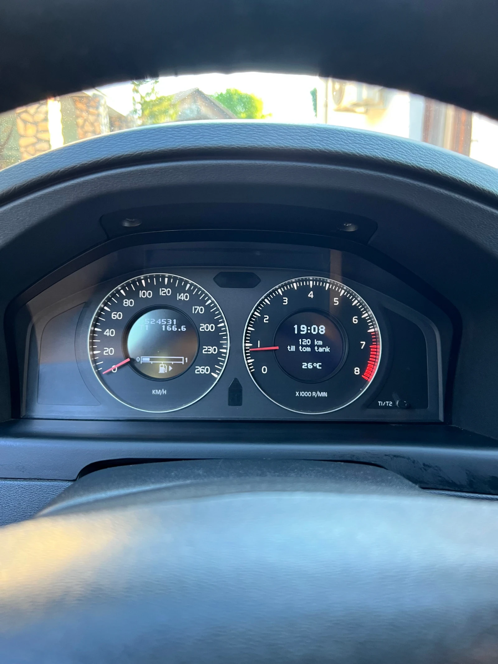 Volvo V70 2.0i Kinetic - изображение 6
