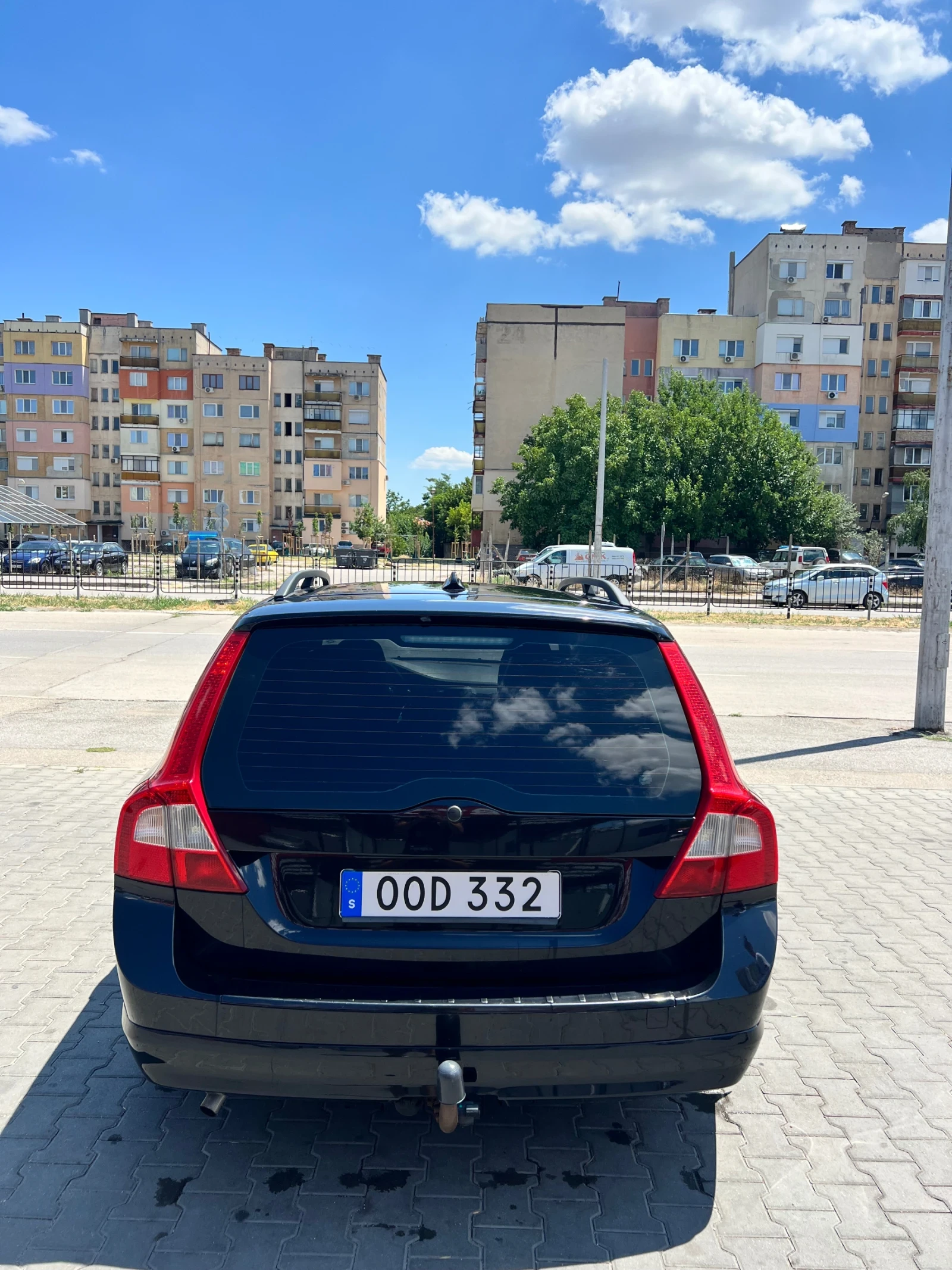 Volvo V70 2.0i Kinetic - изображение 2