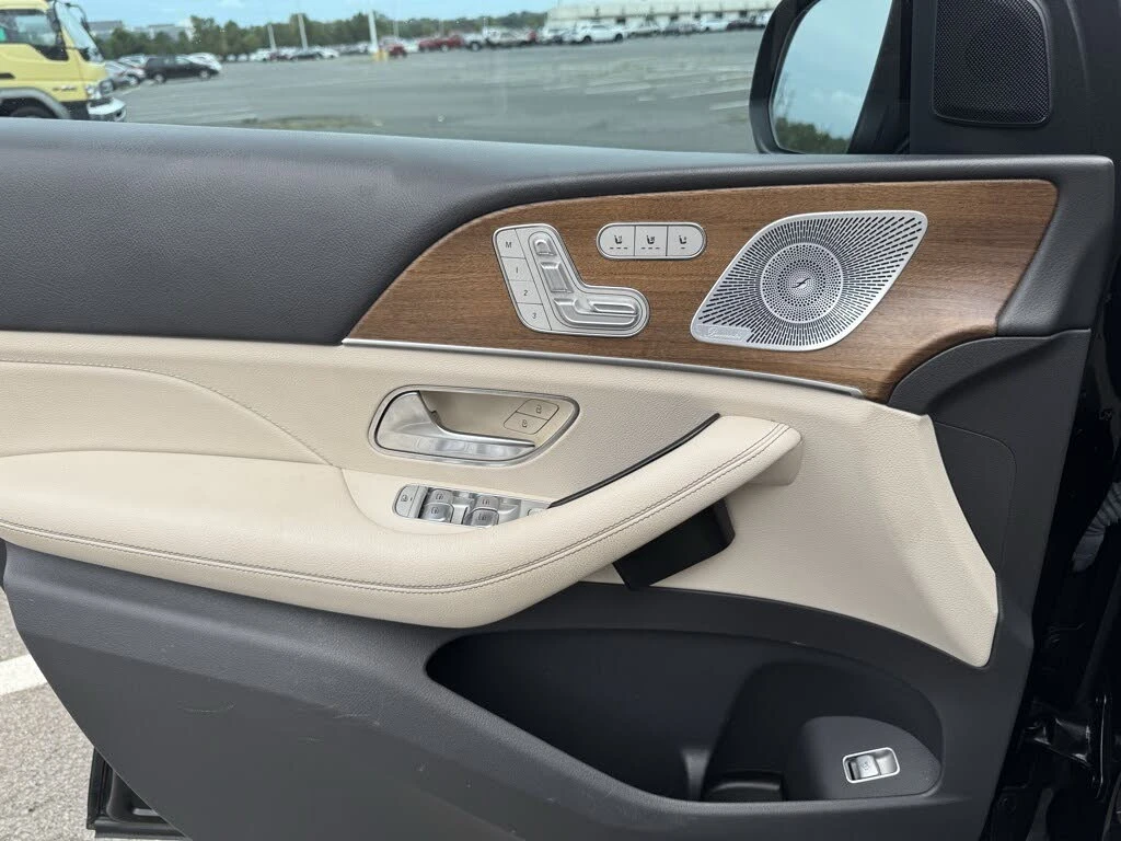 Mercedes-Benz GLS 450 PANO/BURMESTER/ОБДУХВАНЕ/360 KAMEPA/LANE ASSIST - изображение 9
