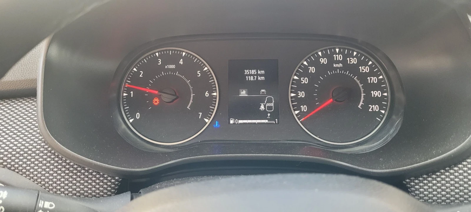 Dacia Sandero Хечбек - изображение 4