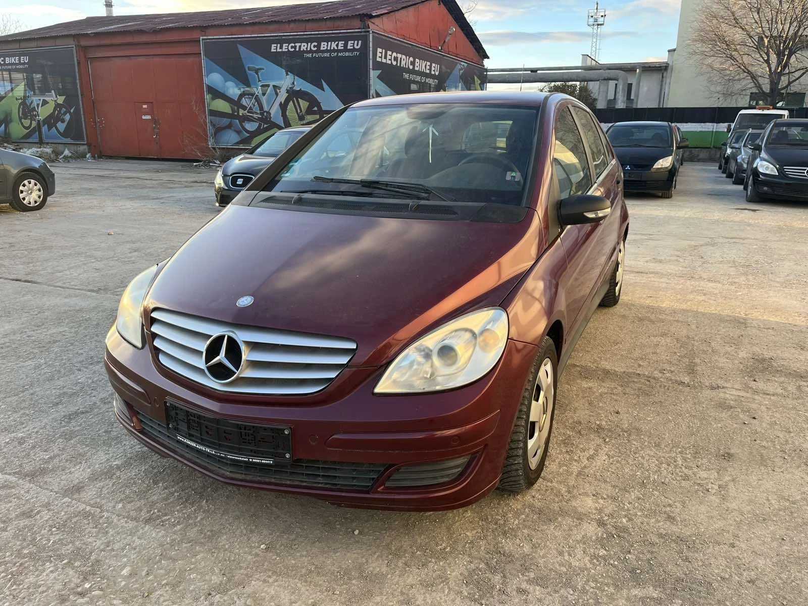 Mercedes-Benz B 180 180 CDI, снимка 12 - Автомобили и джипове - 53841364