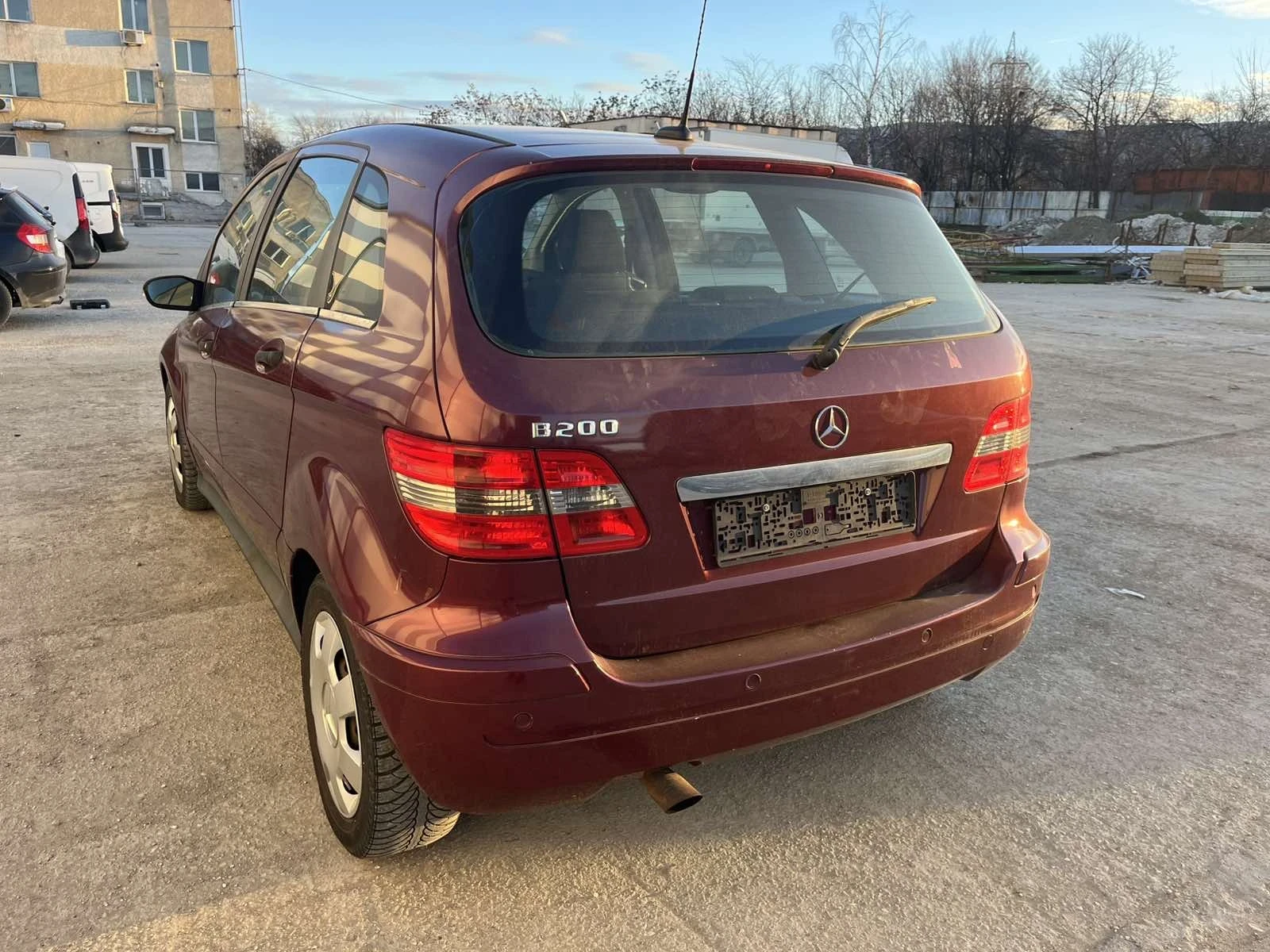 Mercedes-Benz B 180 180 CDI, снимка 15 - Автомобили и джипове - 53841364